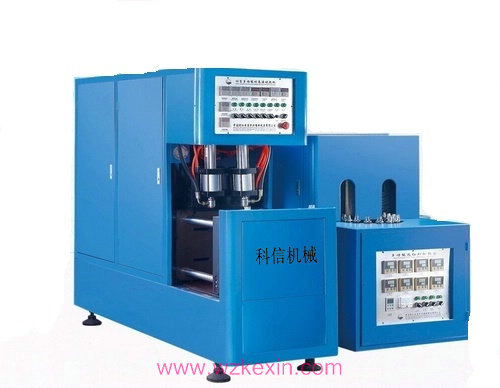 PET半自動吹瓶機(jī)